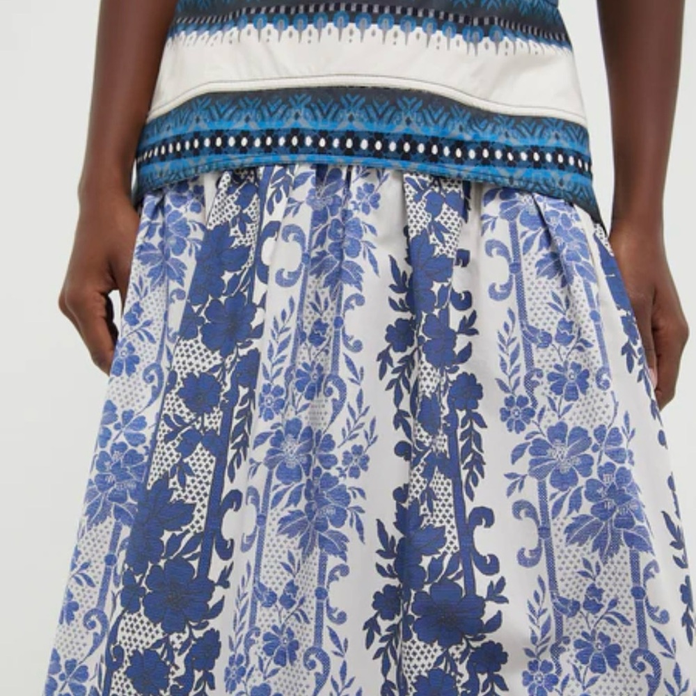Tuckernuck Blue and White Floral A-Line Skirt